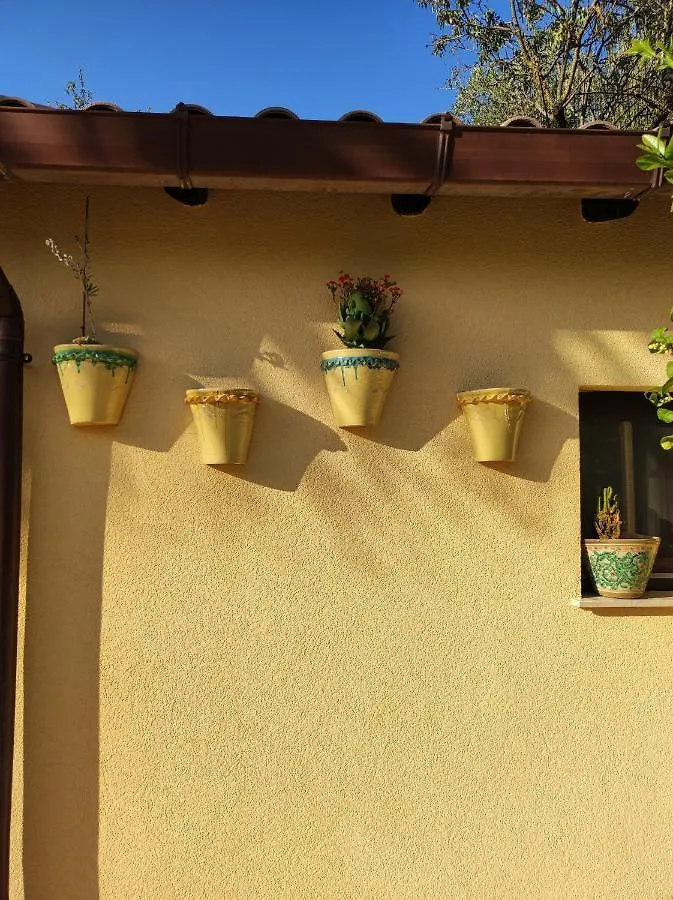 Casa Vacanze La Cuntintizza San Michele di Ganzaria Holiday home